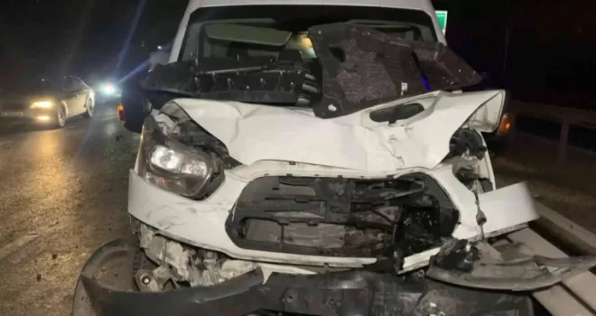 Çekmeköy’de zincirleme trafik kazası: 3 araç birbirine girdi
