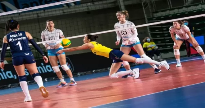 CEV Şampiyonlar Ligi: Fenerbahçe Opet: 3 - Calcit Volley Kamnik: 0
