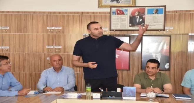 CHP heyetinden Kumluca’da muhtarlarla istişare