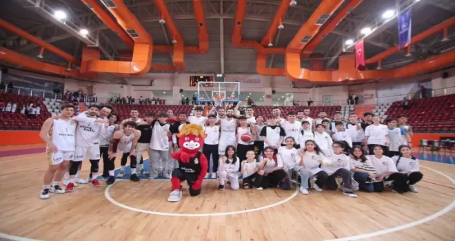 CO Basket son 16’ya yükseldi
