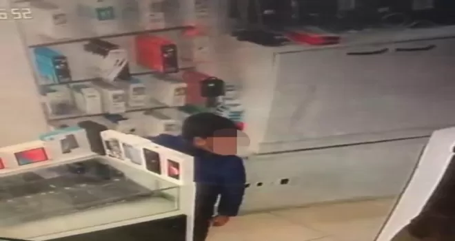 Çocuk hırsızdan 30 bin liralık telefon soygunu
