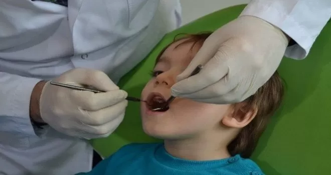 Çocuklarda diş çürüğüne dikkat

