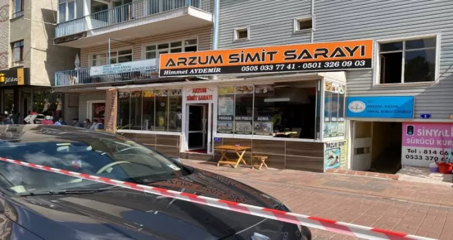 Çocuklarının önünde eşine kurşun yağdırdı
