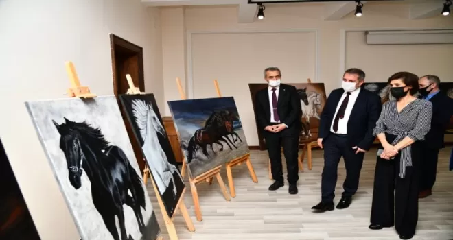 Çocukluk hayali tuvale yansıdı
