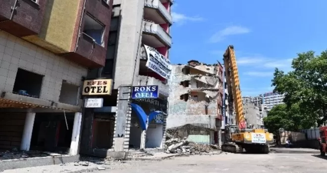 Çömlekçi yıkıldı onlar yılmadı!