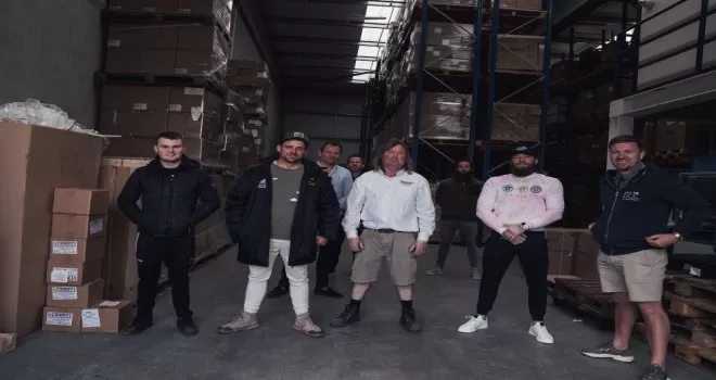 Conor McGregor’dan sağlık çalışanlarına ziyaret
