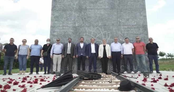 Çorlu tren faciasında hayatını kaybedenler anısına anıt
