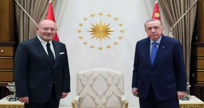 Cumhurbaşkanı Erdoğan Ferit Şahenk’i kabul etti
