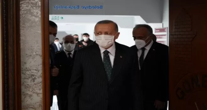 Cumhurbaşkanı Erdoğan, Güneysu Belediyesi’ni ziyaret etti
