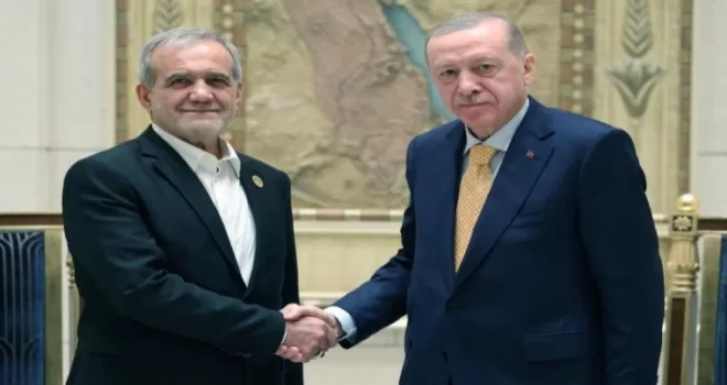 Cumhurbaşkanı Erdoğan, Pezeşkiyan’la telefonla görüştü