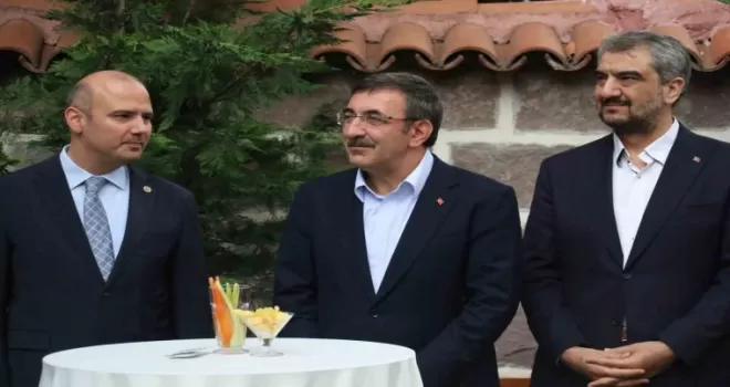 Cumhurbaşkanı Yardımcısı Yılmaz’dan asgari ücret açıklaması
