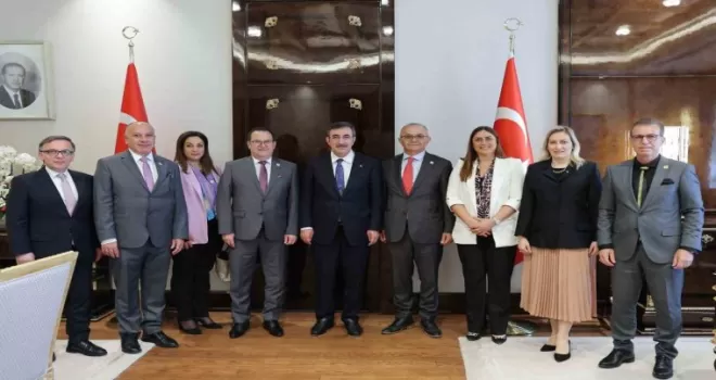 Cumhurbaşkanı Yardımcısı Yılmaz, KKTC Ticaret Odası heyetini kabul etti
