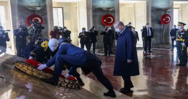 Cumhuriyet Bayramı törenleri Anıtkabir’de başladı
