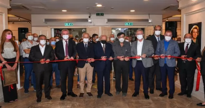 ’Cumhuriyetimizin Öncü Kadınları’ fotoğraf sergisi başkentlilerle buluştu
