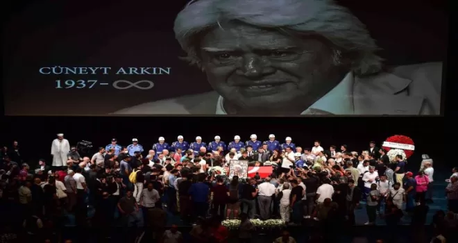 Cüneyt Arkın için AKM’de cenaze töreni
