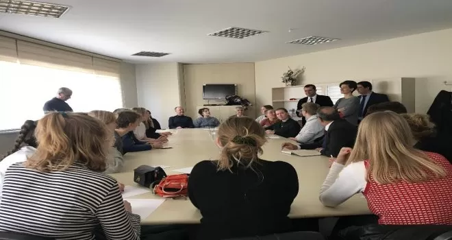 Danimarkalı öğrencilere Maltepe’de yerinde dönüşüm sunumu
