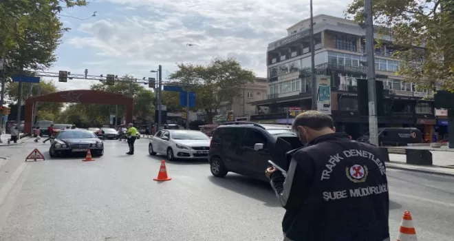Denetimde ceza yiyen sürücüden sitem: "Kemer takmamaya devam edeceğim"
