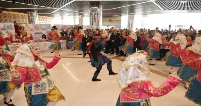 Denizli’de Üreten Kadınlar Festivali coşkuyla başladı