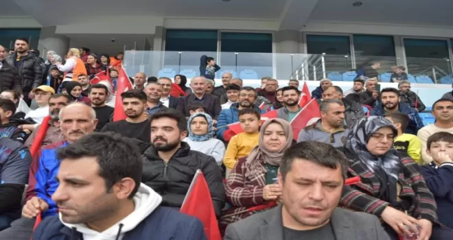 Depremzedeler Trabzonspor ile moral buldu
