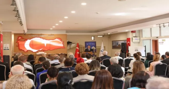 DEÜ’de 15 demokrasi ve milli birlik mesajı verildi