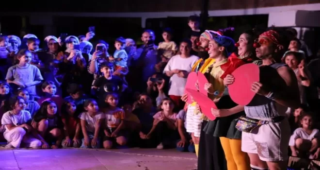 Diyarbakır Gezici Çocuk Tiyatro Günleri coşkuyla başladı