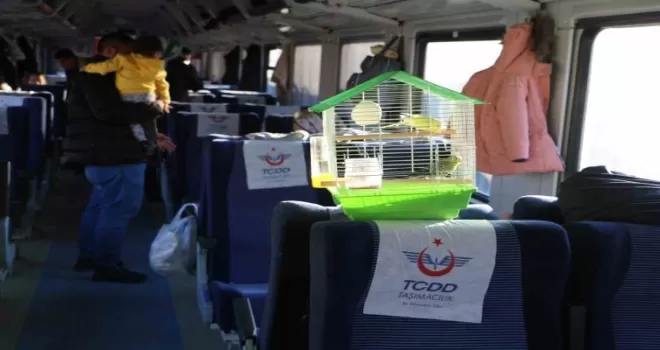 Diyarbakır tren garı depremzedelere ’ev’ oldu
