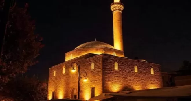 Diyarbakır ve Bingöl’deki camiler ibadete açıldı