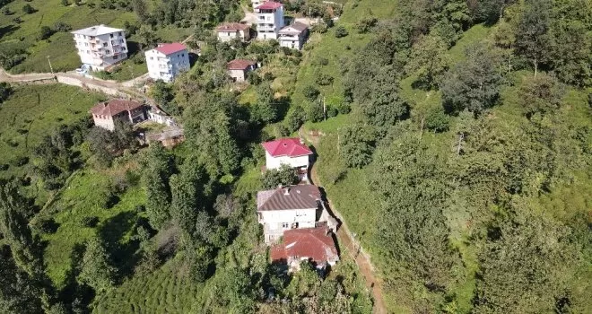 Doğu Karadeniz’de yol sorunları bitmek bilmiyor 