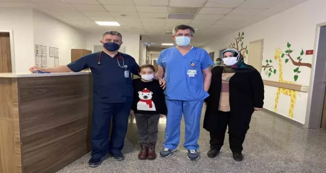 Doğuştan kalp hastalıklarına karşı uzmanlar uyarıyor: “Tanı ve takip çok önemli”
