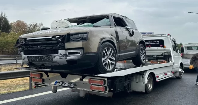 Düzce’de cip takla attı