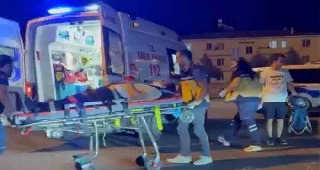 Düzce’de motosikletle otomobil çarpıştı: 1 yaralı