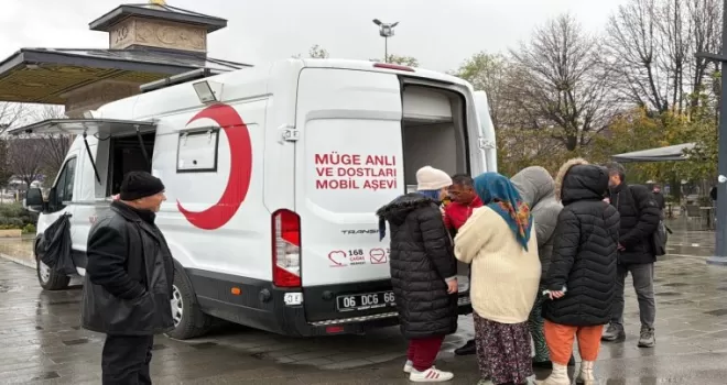 Düzce’de “Müge Anlı ve Dostları“ndan soğuk havada iç ısıtan destek