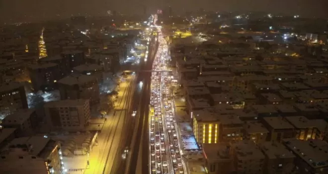 E-5 Karayolunda trafik devam ediyor

