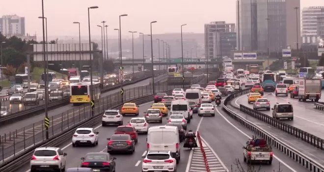 E-5’te kısıtlama öncesi yoğunluğu
