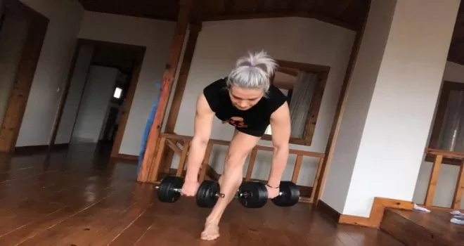 Eczacıbaşı VitrA oyuncusu Ergül Eroğlu: “Evde aktiviteyi ihmal etmeyin“
