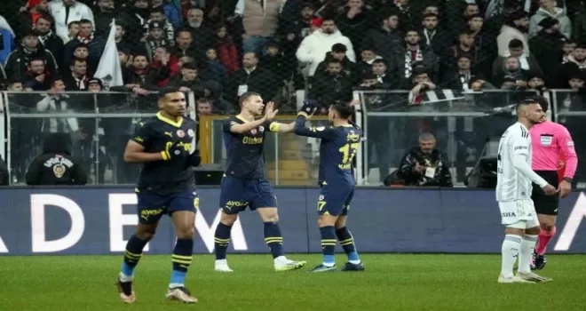 Edin Dzeko, 14. golüne ulaştı
