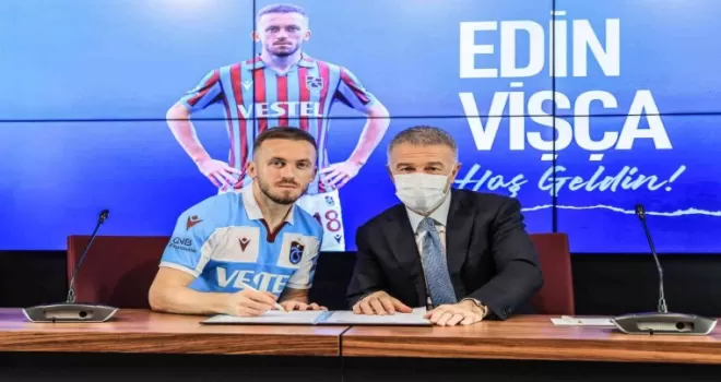 Edin Visca için imza töreni düzenlendi
