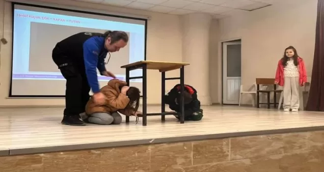 Edirne İpsala’da okullarda deprem tatbikatı