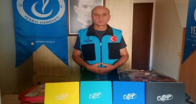 Edirne Yesevi Hareketi’nden öğrencilere çanta ve kırtasiye desteği