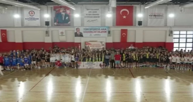 Ege’nin genç sporcuları Denizli’de buluştu