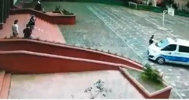 Eksik evraklı öğrencinin yardımına polis ekipleri koştu
