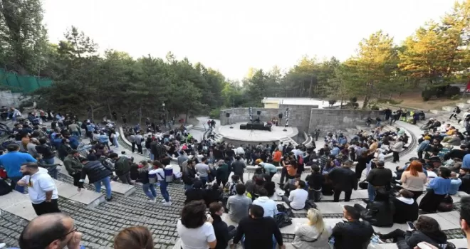Elektronik Müzik Festivali Başkentli gençlerden yoğun ilgi görüyor
