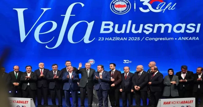 Erdoğan’dan Memur-Sen’e övgü: Milletin ve demokrasinin yanında saf tuttunuz