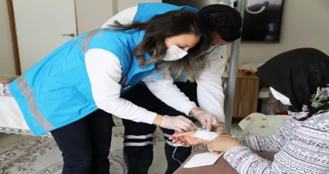 Esenyurt’ta pandemi sürecinde vatandaşlara destek sağlandı
