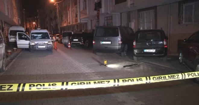 Esenyurt’ta sokak üzerinde uzun namlulu silah bulundu
