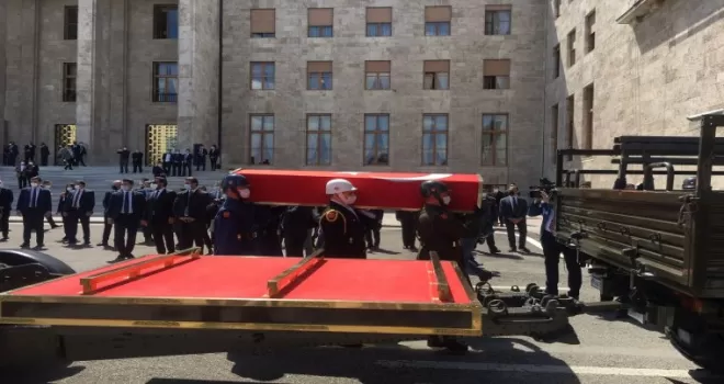 Eski Başbakan Yıldırım Akbulut için Mecliste tören düzenlendi
