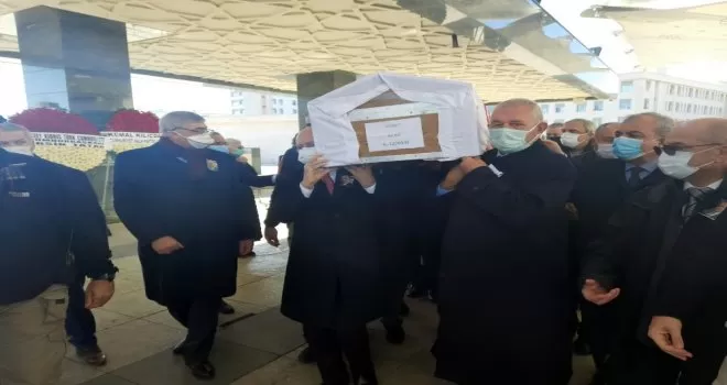 Eski ODTÜ Rektörü Ahmet Acar, son yolculuğuna uğurlandı
