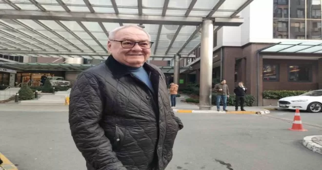 Eski TBMM Başkanı Hüsamettin Cindoruk hastaneye kaldırıldı
