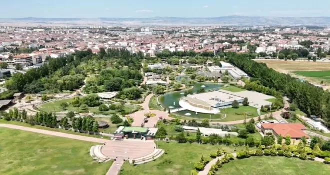 Eskişehir Hayvanat Bahçesi güçlü konumunu koruyor