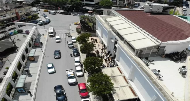 Evlendirme dairesinin önünde ’nikah tarihi’ kuyruğu
